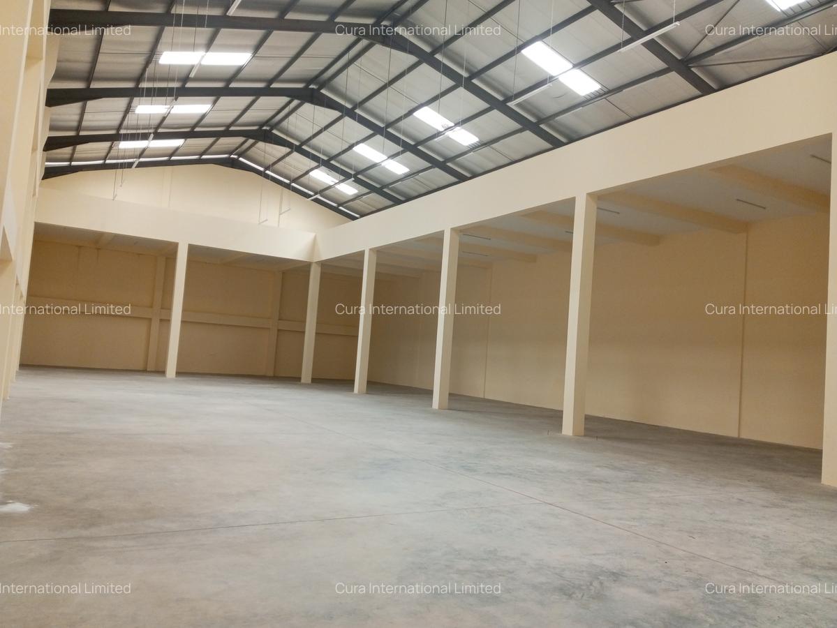 10,000 ft² Warehouse with Parking in Ruiru - 1