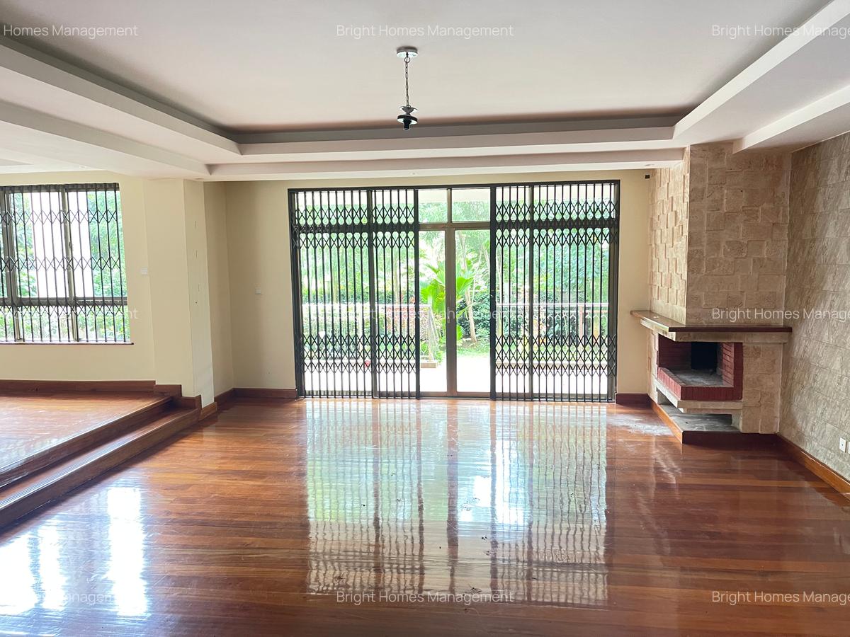 5 Bed Townhouse with En Suite in Lavington - 8