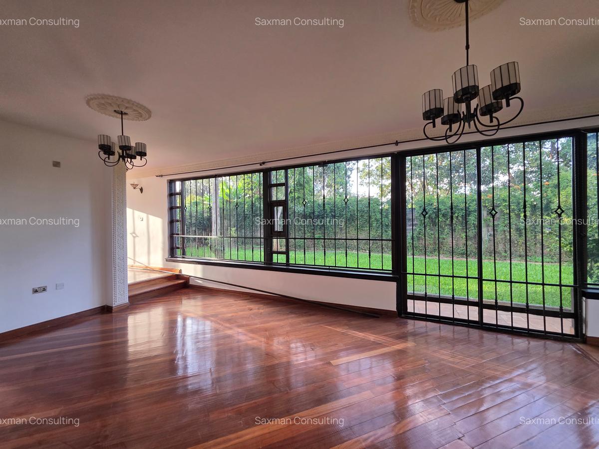 5 Bed Villa with En Suite in Runda - 17