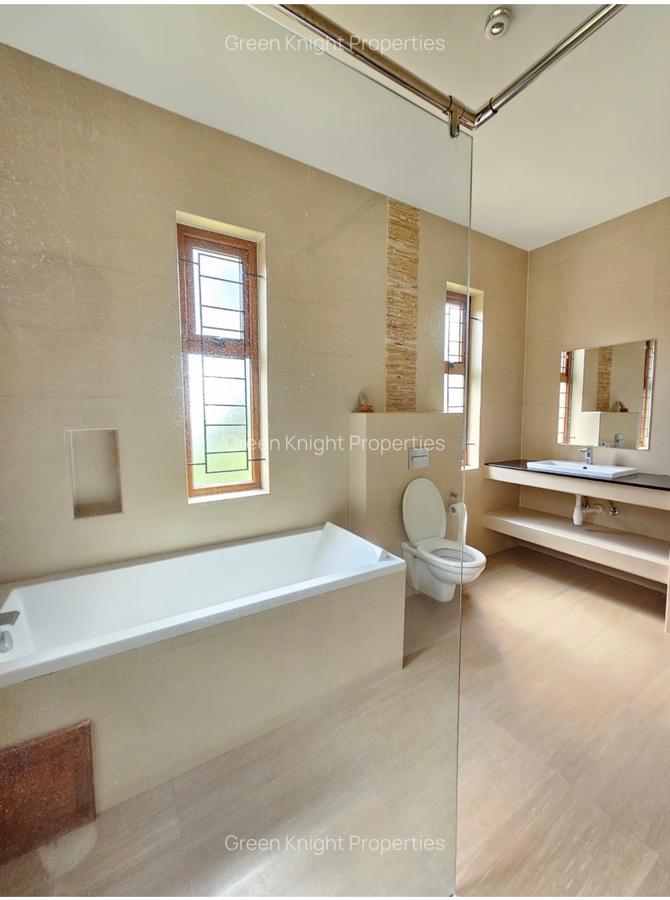 4 Bed House with En Suite in Karen - 4