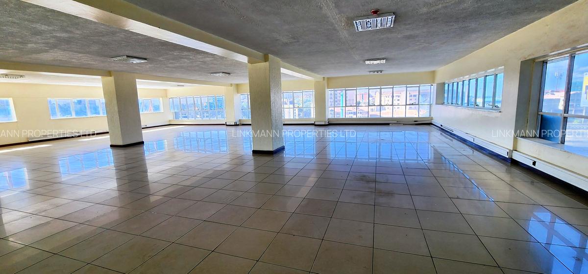 5,000 ft² Office with Service Charge Included in Mombasa Road - 4