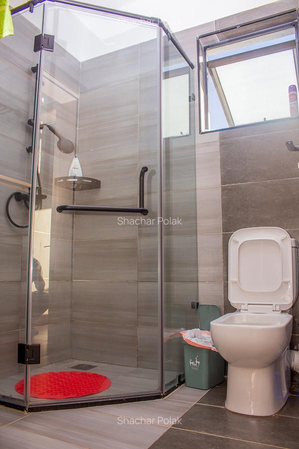 2 Bed Apartment with Swimming Pool at Hatheru Road - 8