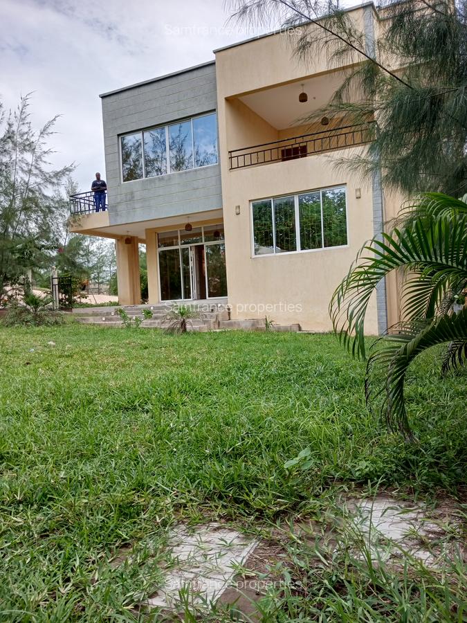 4 Bed Villa with En Suite at Kilif County - 6