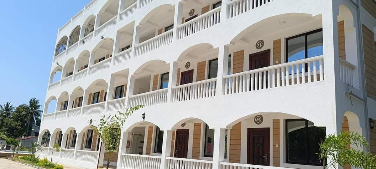 2 Bed Apartment with En Suite at Diani Beach Road - 1