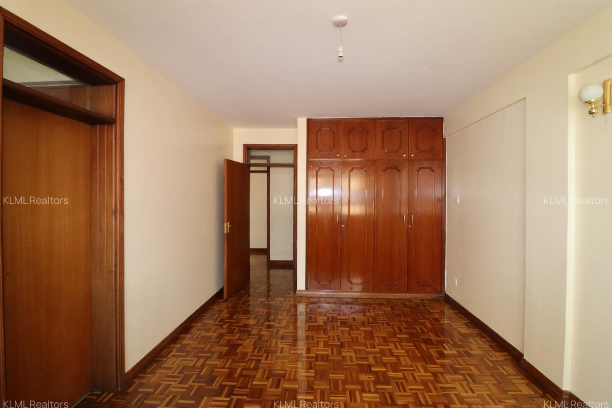 3 Bed Apartment with En Suite at Kilimani - 8