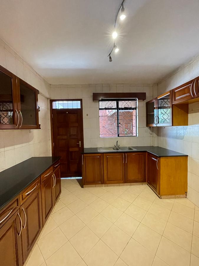 2 Bed Apartment with Borehole in Riverside - 6