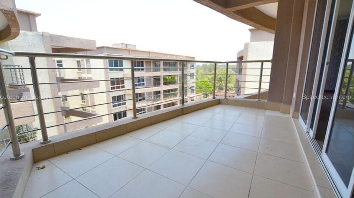 4 Bed Townhouse with En Suite in Westlands Area - 3