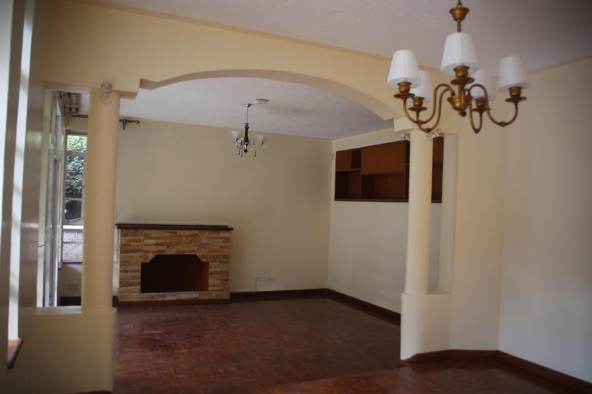 4 Bed Townhouse with En Suite in Lavington - 8