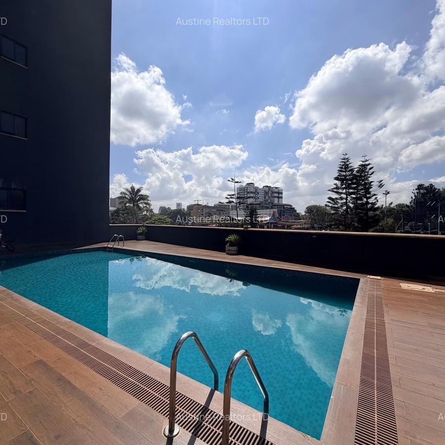 Serviced 2 Bed Apartment with En Suite at Brookside Drive - 6