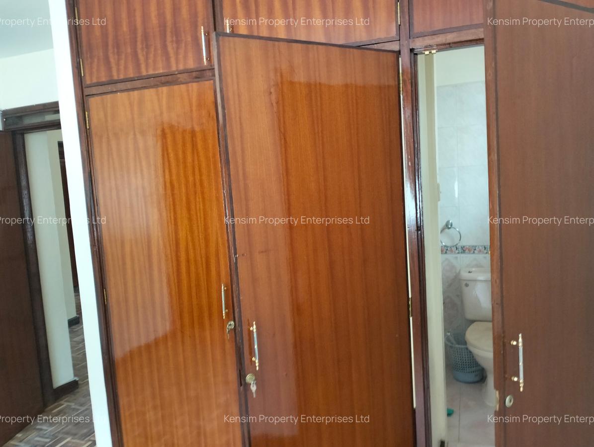 4 Bed Townhouse with En Suite in Lavington - 8