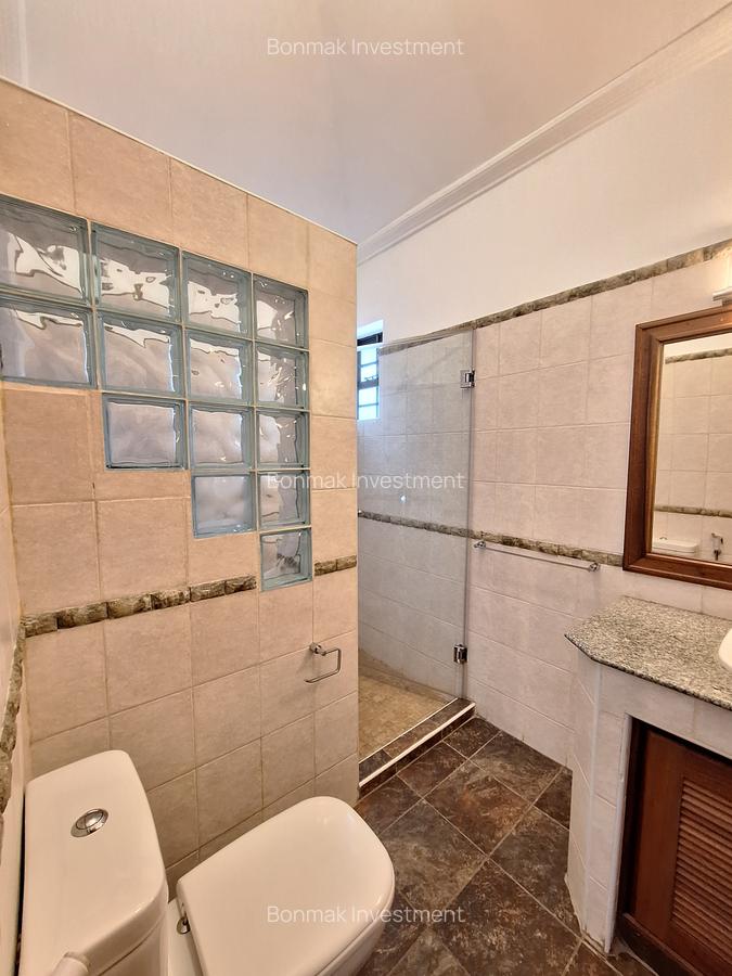4 Bed Townhouse with En Suite at Peponi Gardens. - 14