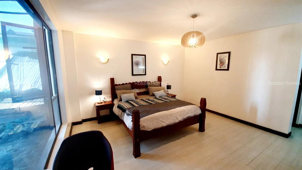 4 Bed Apartment with En Suite at George Padmore - 6