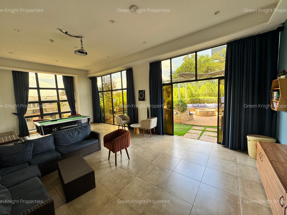 Serviced 2 Bed Apartment with En Suite in Westlands Area - 11