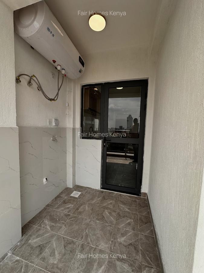 2 Bed Apartment with En Suite at Riverside Drive - 4