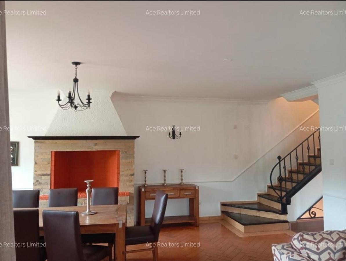 3 Bed Townhouse with En Suite at Off Brookside Drive - 9