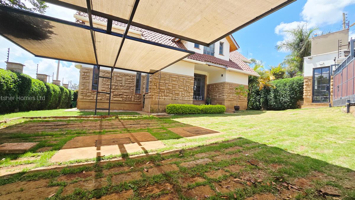 4 Bed House with En Suite in Runda - 2