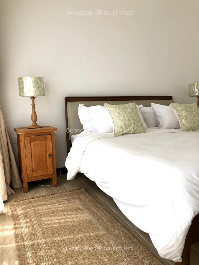 Furnished 2 Bed Apartment with En Suite in Rosslyn - 13