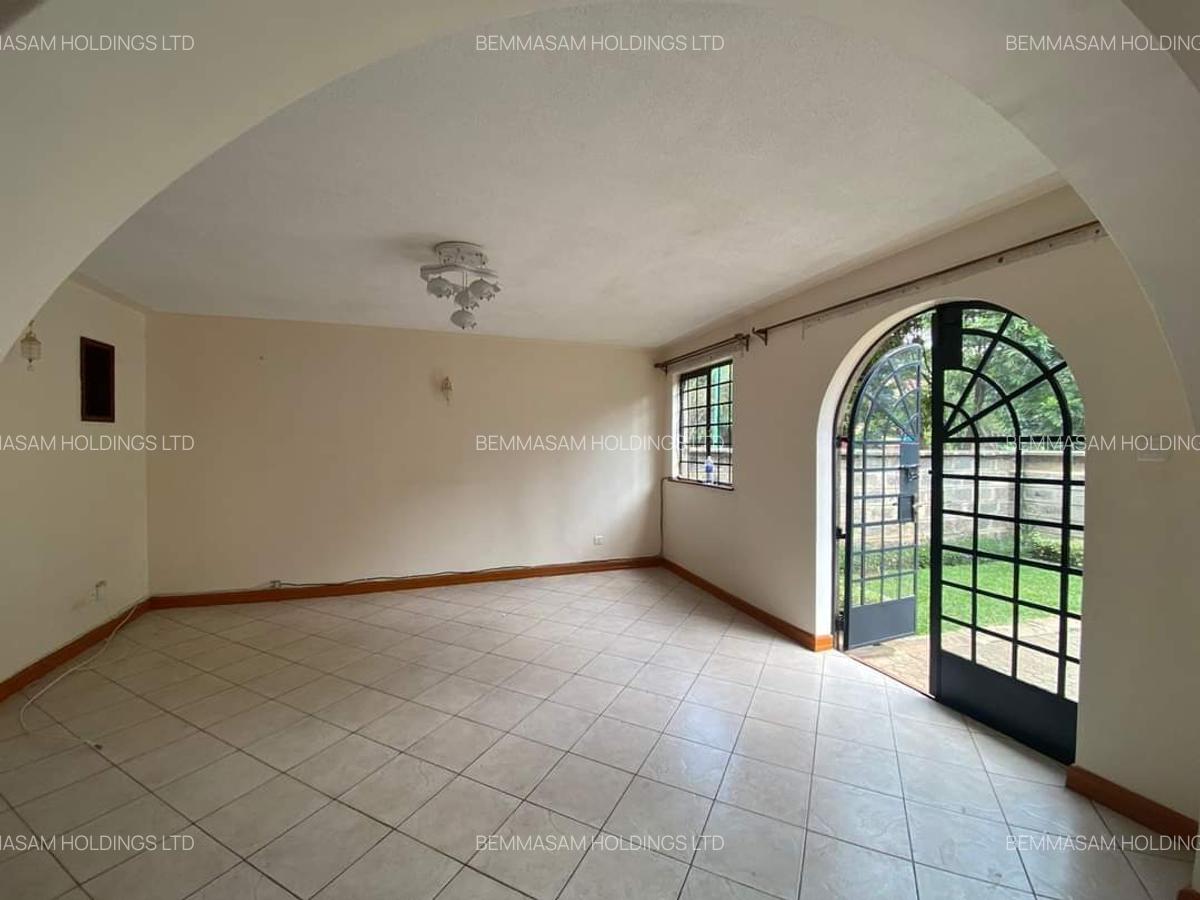 4 Bed Villa with En Suite at Mombasa Road - 2