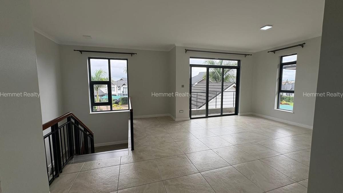 4 Bed Townhouse with En Suite in Runda - 9