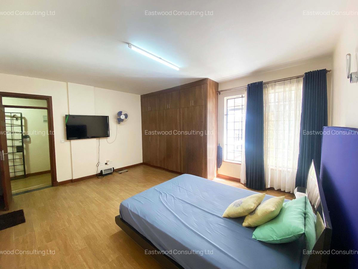 4 Bed Apartment with En Suite at 2Nd Parklands - 9
