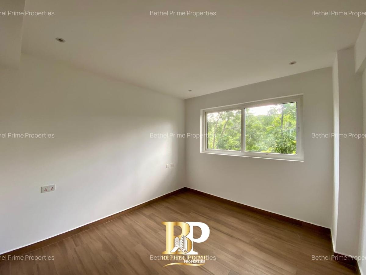 3 Bed Apartment with En Suite in General Mathenge - 13