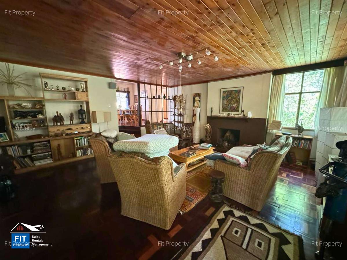 3 Bed House with Garden in Spring Valley - 7