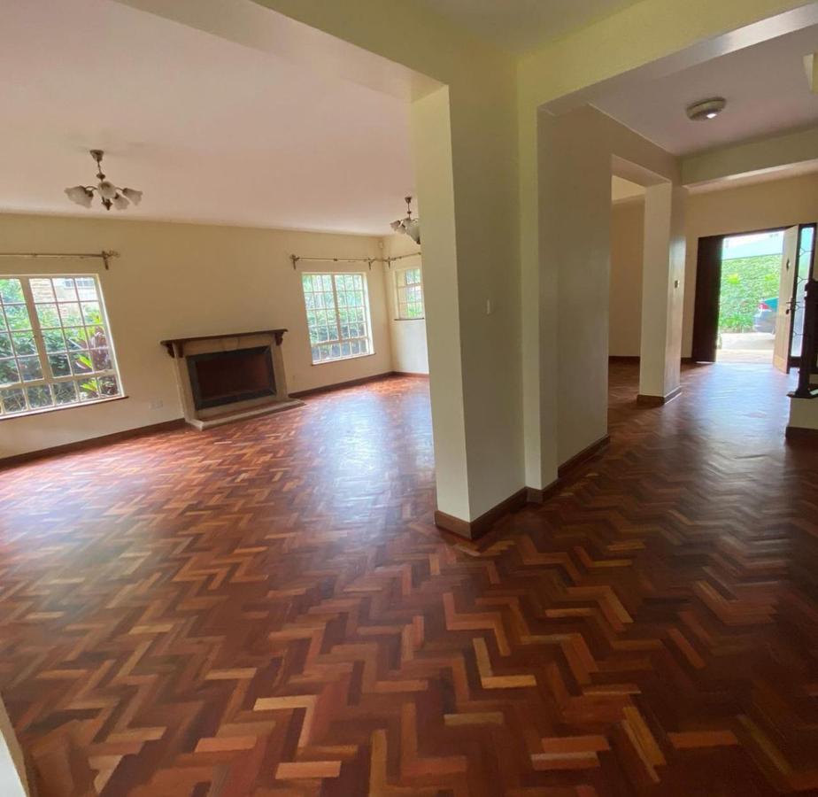 5 Bed Townhouse in Lavington - 3