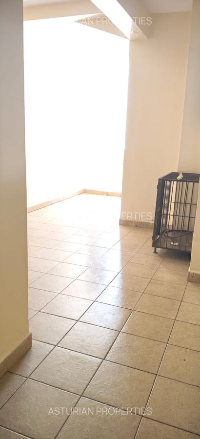 4 Bed Apartment with En Suite in Westlands Area - 17