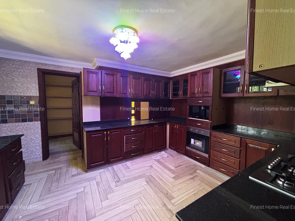 4 Bed Villa with En Suite at Mombasa Road - 8