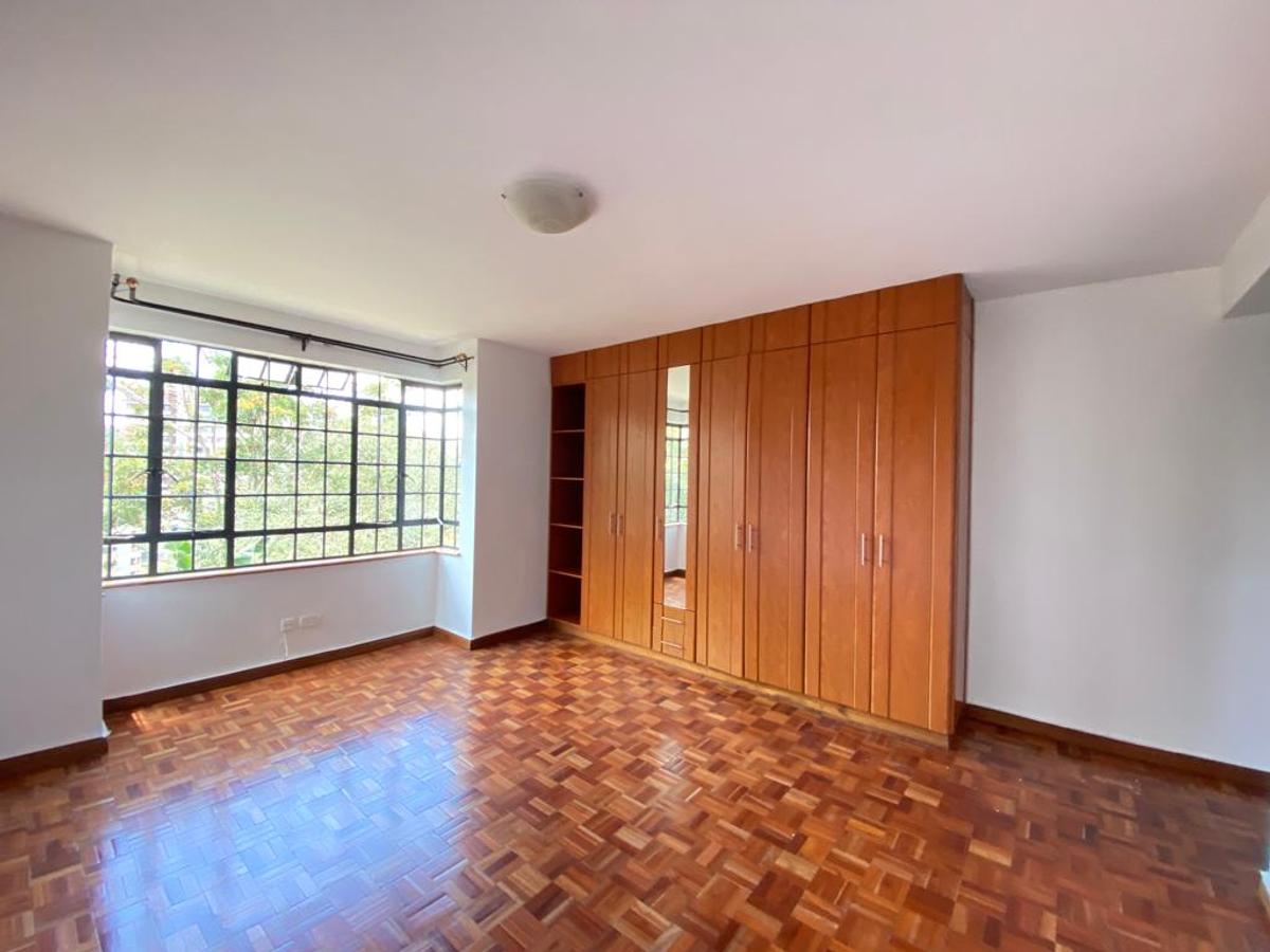 3 Bed Apartment with En Suite in Westlands Area - 6