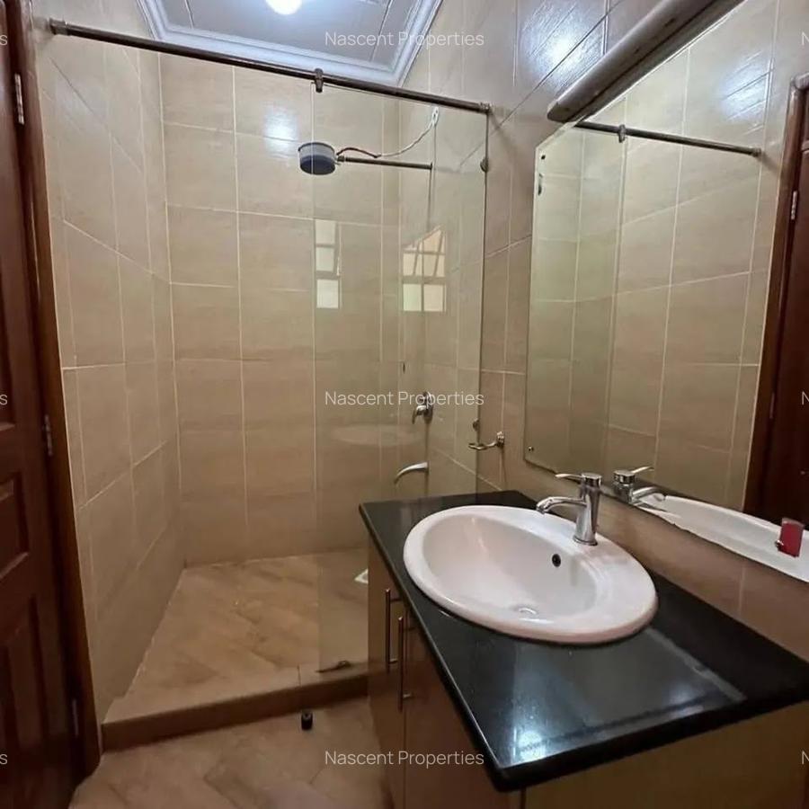 4 Bed House with En Suite in Karen - 6