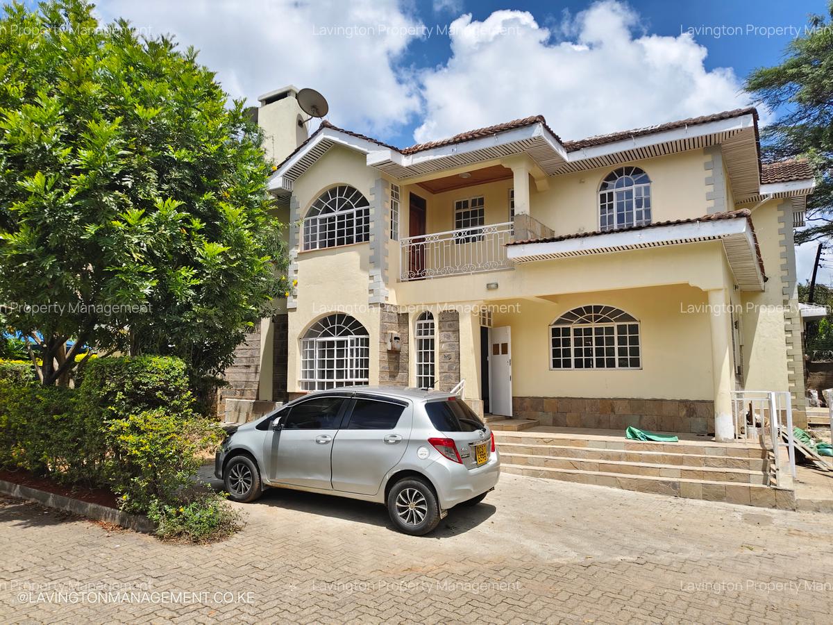 4 Bed Townhouse with En Suite at Lavington Green - 1