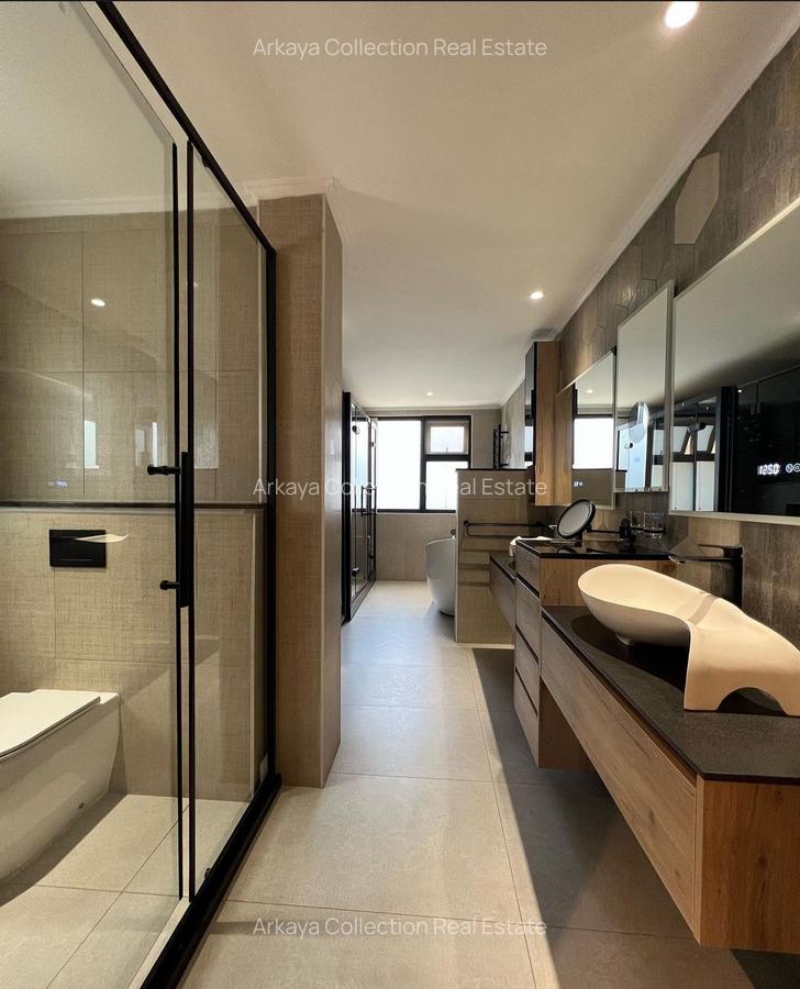 5 Bed Townhouse with En Suite in Lavington - 8