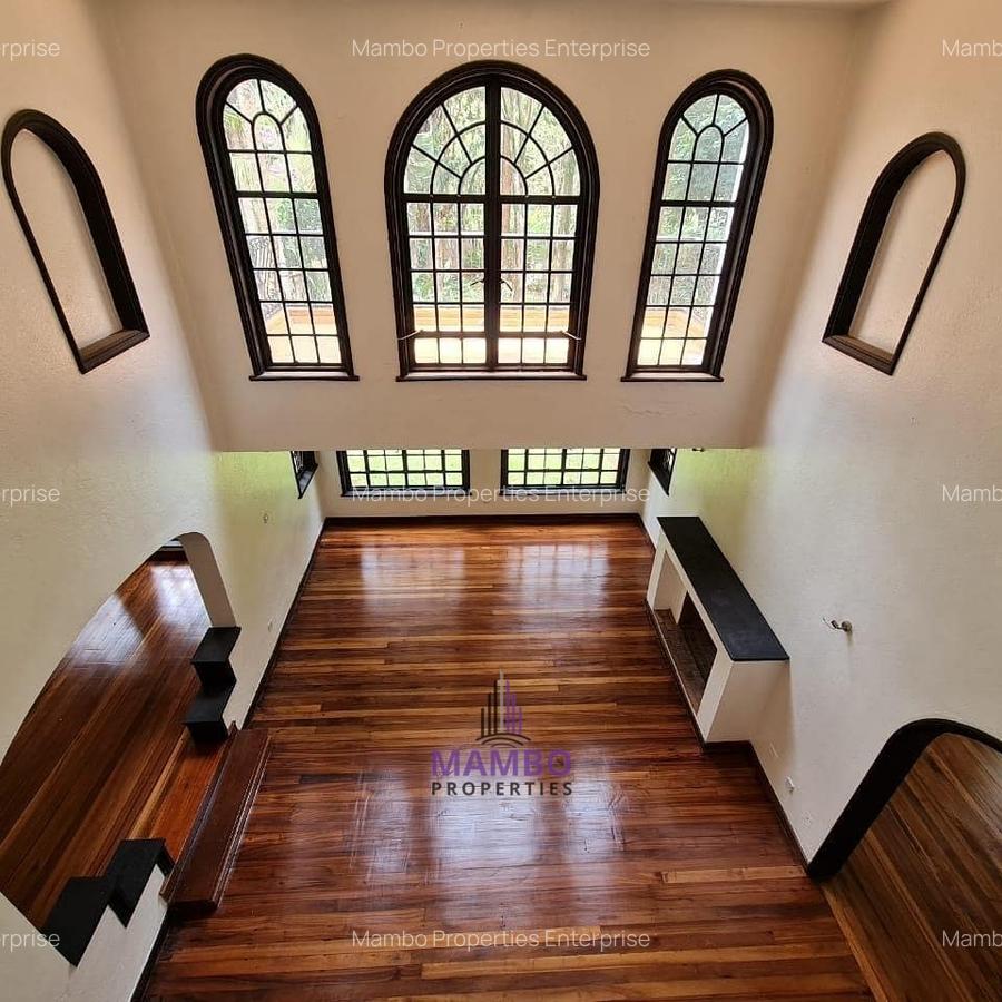 4 Bed Townhouse with En Suite at Riverside Drive - 2