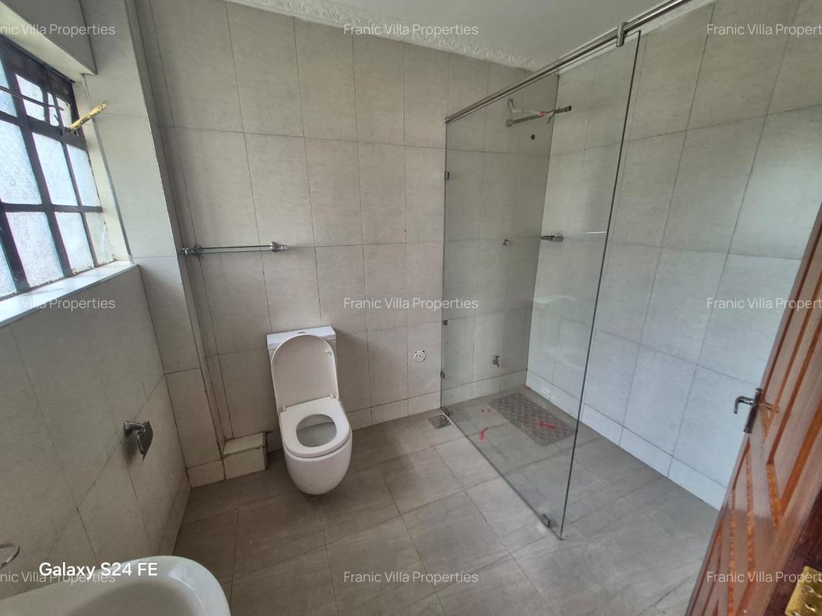 3 Bed Apartment with En Suite at Kichugu Road - 14