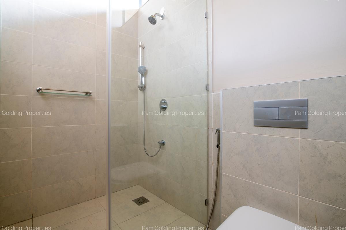 4 Bed House with En Suite at Kiambu Road - 18