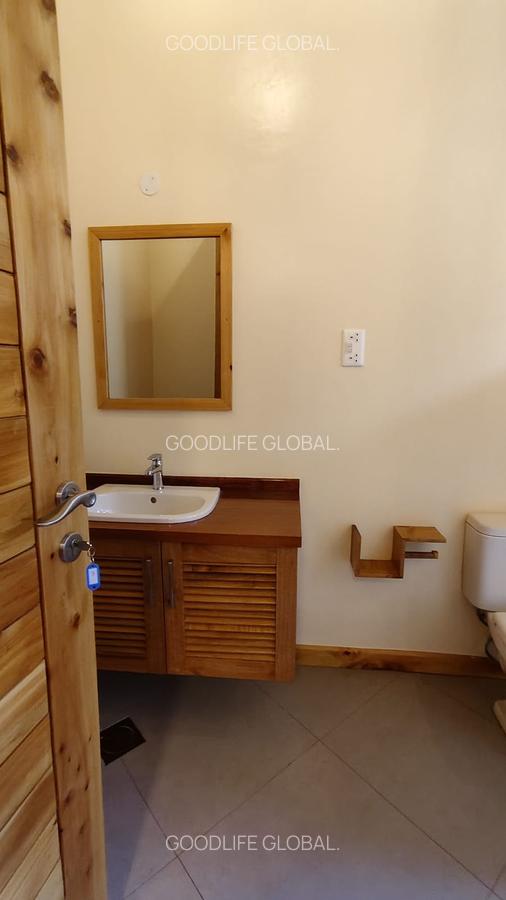 2 Bed Villa with En Suite at Kyuna - 12