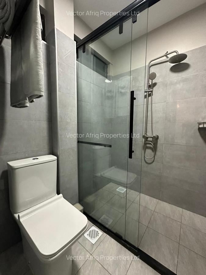 Serviced 2 Bed Apartment with En Suite in Westlands Area - 10