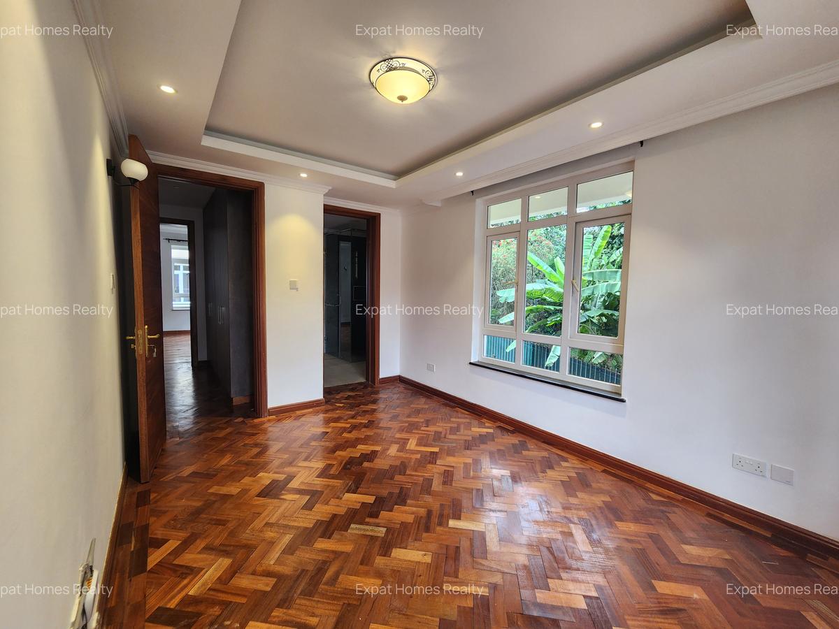 6 Bed Villa with Staff Quarters in Lavington - 11