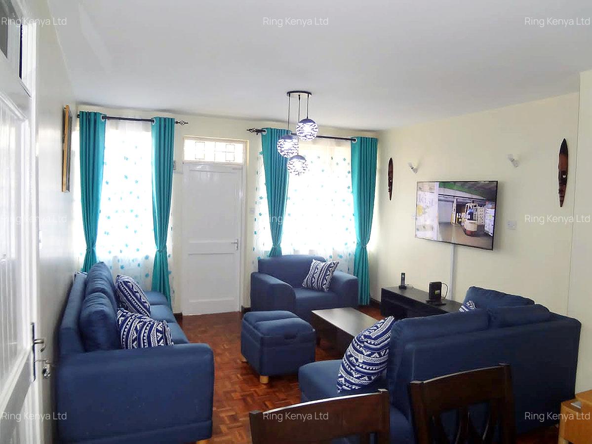 Furnished 3 Bed Apartment with En Suite at Woodley - 8