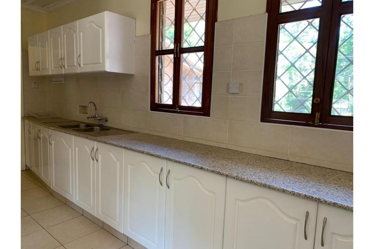 3 Bed House in Muthaiga - 3