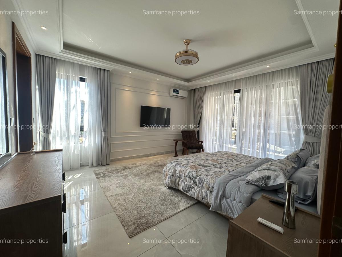 Serviced 3 Bed Apartment with En Suite at Lantana Drive - 13