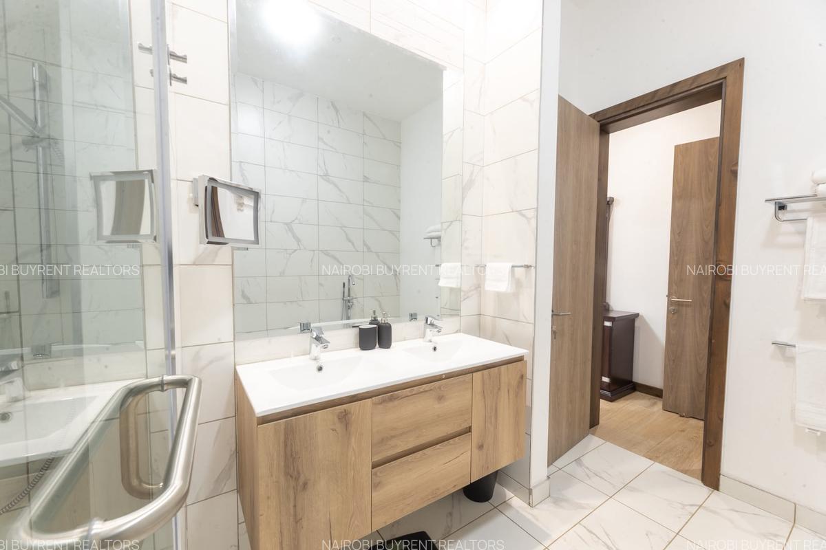 Furnished 3 Bed Apartment with En Suite in Riverside - 13