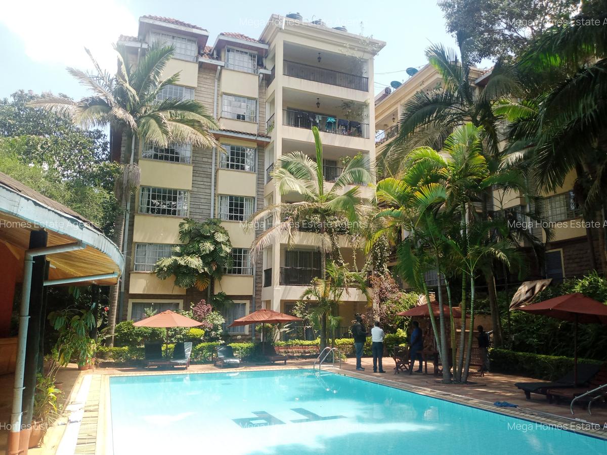 2 Bed Apartment with Swimming Pool at Brookside Drive - 1
