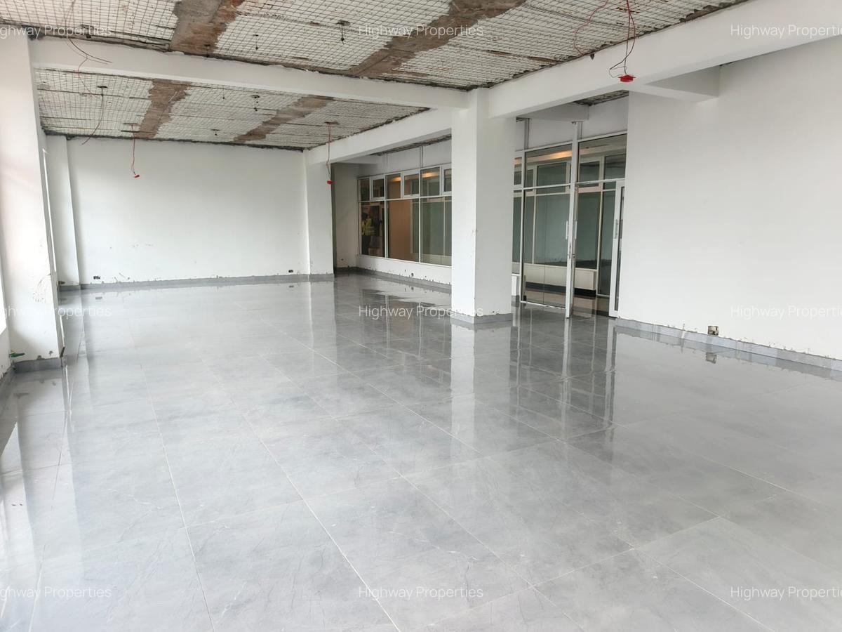 Office with Lift in Kilimani - 12