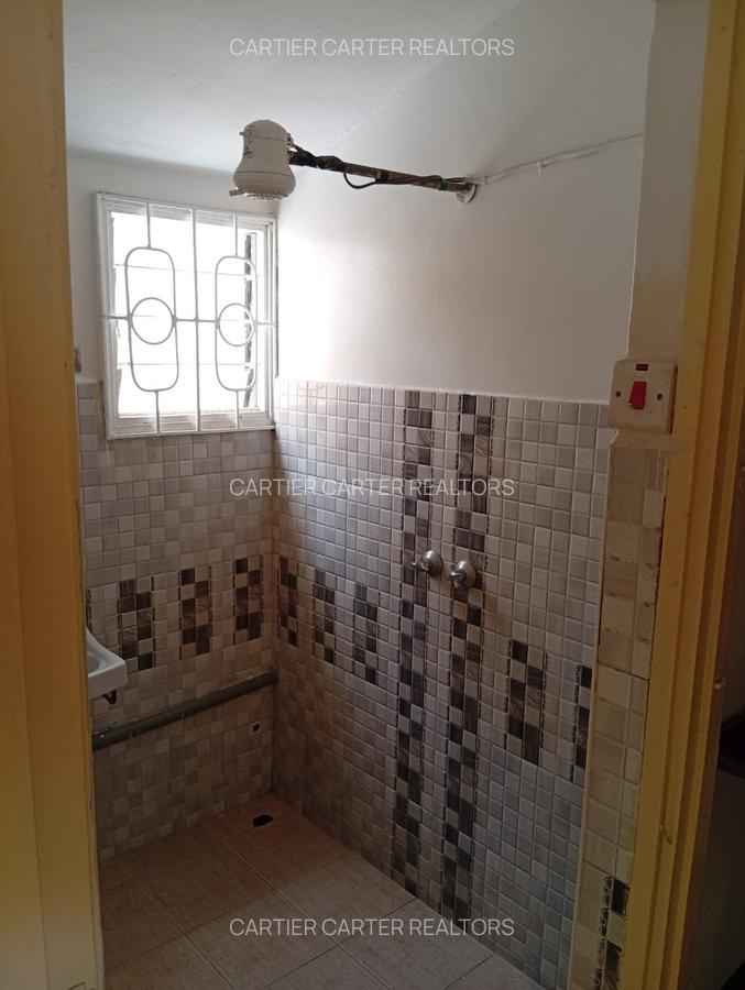 3 Bed Townhouse with En Suite in Buruburu - 6