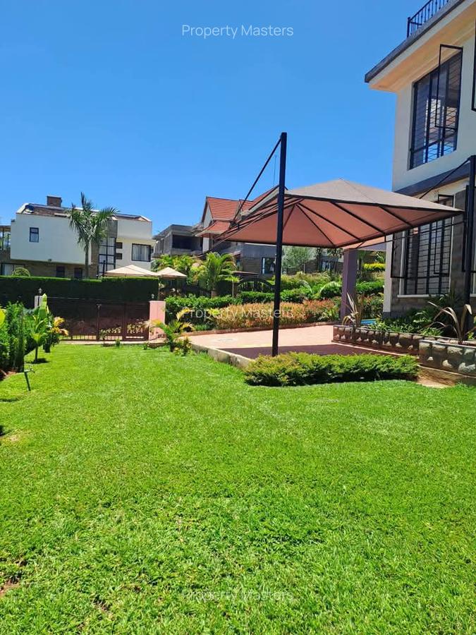 4 Bed House with En Suite at Centre Piece - 18