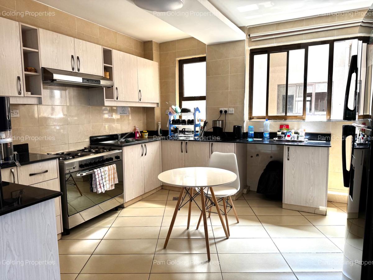 Furnished 4 Bed Apartment with En Suite at Church Road - 6