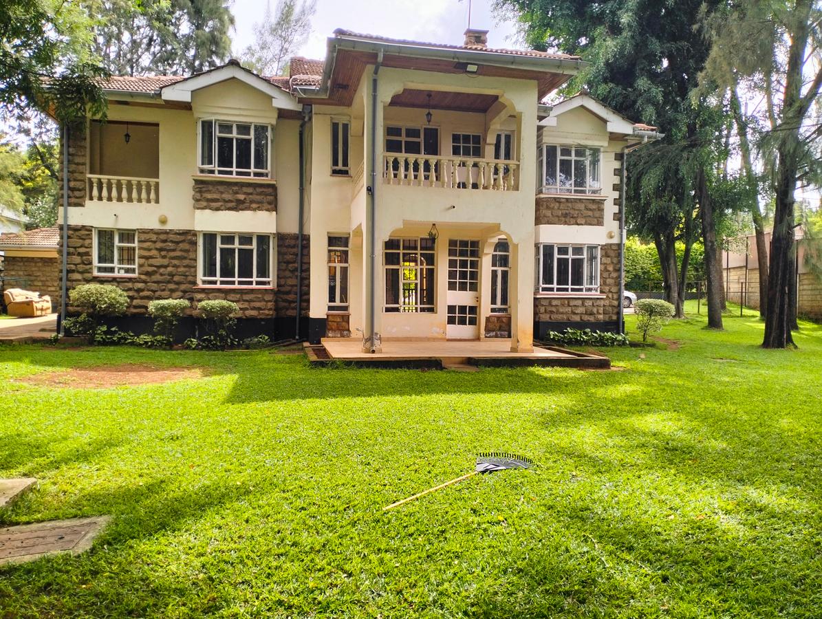 5 Bed Townhouse with En Suite in Lavington - 5