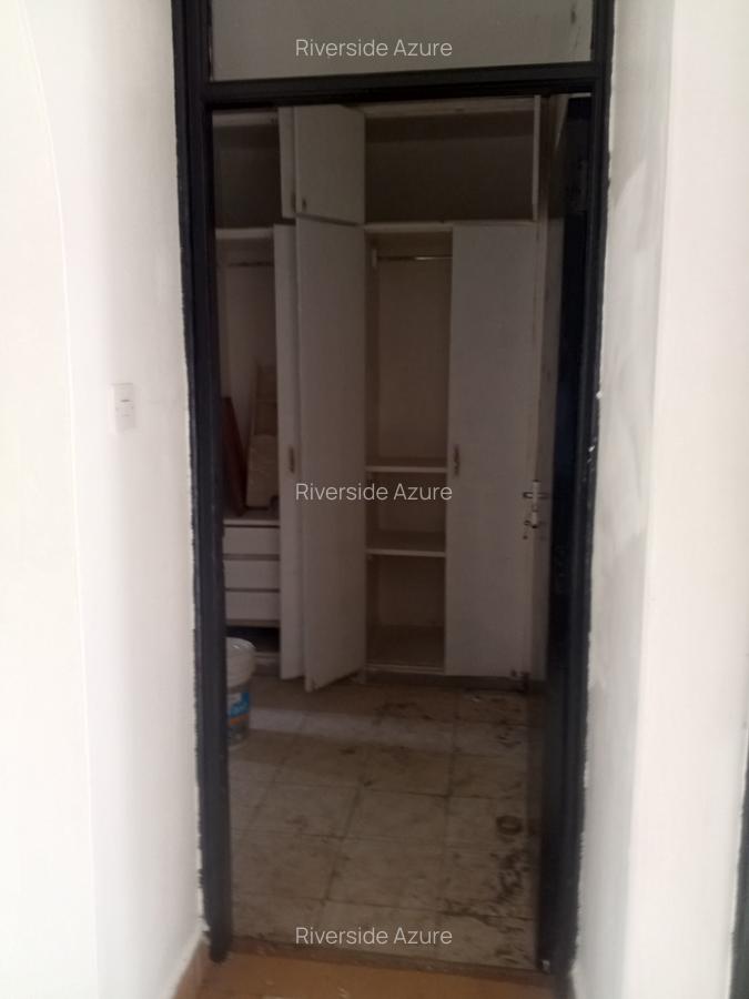 4 Bed Townhouse with En Suite at Westlands - 9